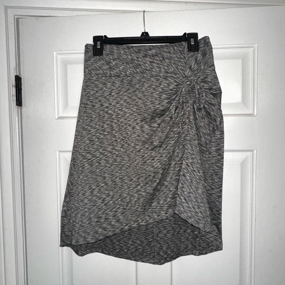 The North Face Gray and Black Women's Skirt